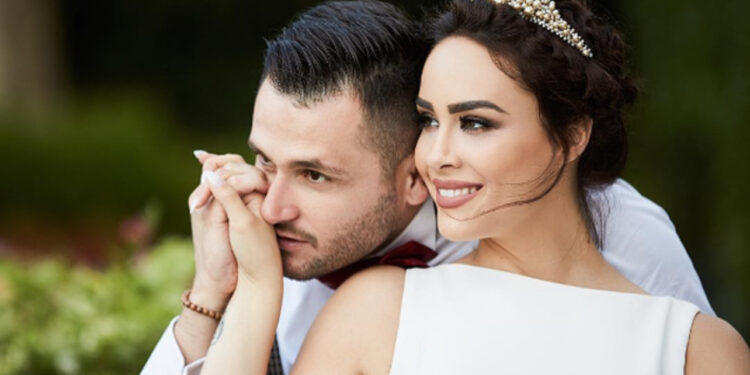 Pas divorcit, Xhensila ndan me fansat çastet e vështira, falenderon psikologen