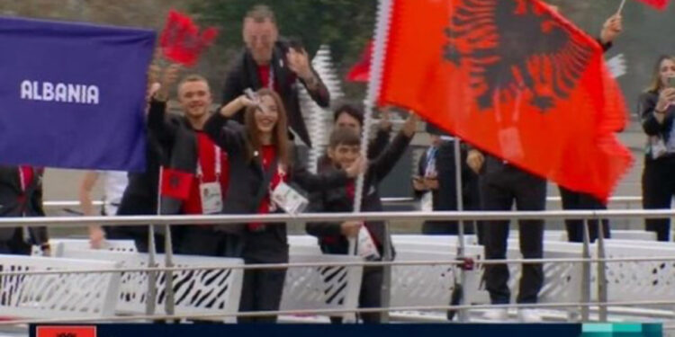 Skandali i skuadrës shqiptare në Paris, e zbulon Luiza Gega: Valëvitën flamurin imitim kinez