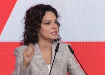 Disa nga kolegët e tyre nën hetim nga SPAK/ Spiropali në kongresin e PS: Kush ka gabuar me dashje duhet të paguajë