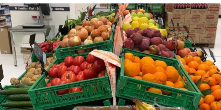 Autoriteti i Konkurrencës nis hetimin për grumbullimin dhe shitjen me shumicë të frutave dhe perimeve