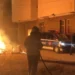 Detaje/ Zjarr në afërsi të një biznesi në Gjirokastër, dyshohet i qëllimshëm!