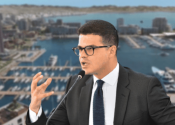 “Ka shpërdoruar detyrën, i ka shkaktuar 12 mln euro dëm buxhetit të shtetit”, PD kallëzon në SPAK ministrin e ri të Mbrojtjes, Pirro Vëngu