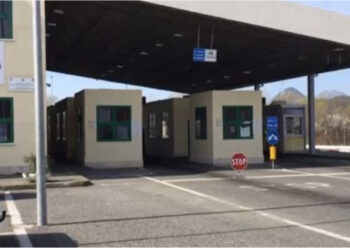 Tentuan të dilnin nga Shqipëria me lëndë narkotike, arrestohen tre persona nga Kosova