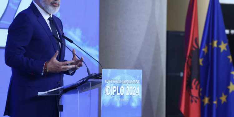 Mesazhi i kryeministri Rama: Duhet të rritemi dhe fuqizohemi! Greqia, Turqia dhe Italia janë partnerë strategjikë, por…