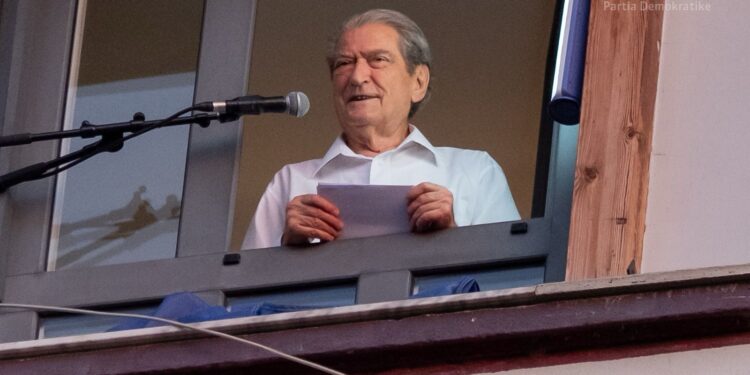 Berisha: U bëj thirrje të gjitha rretheve të veriut, në Thumanë është beteja juaj, ngrihuni dhe mos pranoni poshtërimin