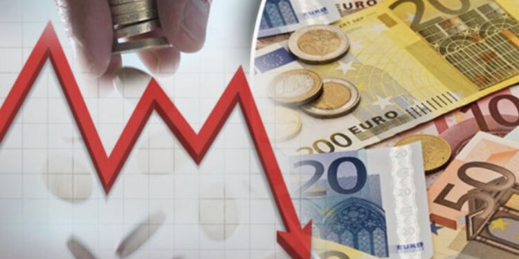 Dollari gropë, Euro nuk ngre kokë, Leku s’e ndal vrullin