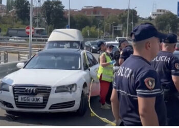 Sherrin e nisin kuçkat më pas vriten djemtë/ Fatjon Dauti dhe Marjo Barami e u rrahën me grushte, gjendet dhe një armë