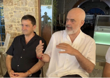 Rama mbyll fushatën në Himarë: Tavo, kapitull i ri! Unë s’i kam marrë pronat e gjyshit