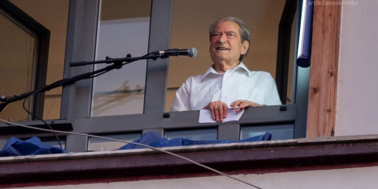 Berisha: Gazhelja e Edi Ramës ndryshoi datën e skadimit, për të futur në përdorim 1 mln euro ilaçe të skaduara, mjekim jetik për fëmijët shqiptarë