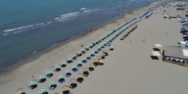 Tragjedi në Plazhin e Darëzezës/ Vdes 72-vjeçari