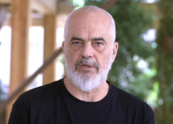 Harron që ka 12 vite në pushtet/ Rama: Akoma s’i kemi marrë pronat e stërgjyshit në Vuno