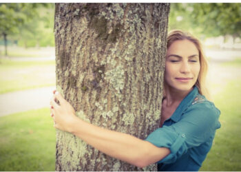 Hani shumë pak dhe përqafoni pemët e shkelni barin me këmbë zbathur! Mjeku jep formulën e shpëtimit