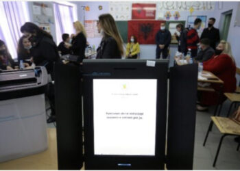 Kompania e votimit elektronik në Shqipëri akuzohet për manipulim me zgjedhjet në SHBA