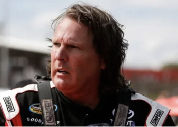 Legjenda e garave me makina shpejtësie humb jetën në një aksident ajror