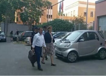 Arrest shtëpiak për Pajtime Fetahun, ish-gjyqtarja shpërthen në lot