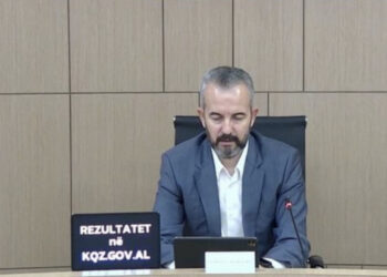 Merret vendimi, KQZ: Qytetarët që u ka skaduar karta e identitetit nuk do të votojnë