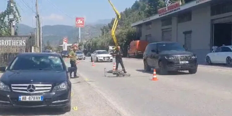 Aksident i rëndë në aksin Elbasan-Librazhd, drejtuesi i biçikletës në gjendje të rëndë