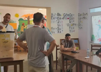 Gazeta greke: Akuza për manipulim të zgjedhjeve në Himarë