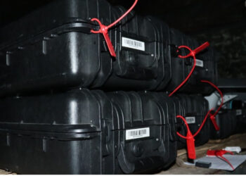 Vazhdon dorëzimi i kutive, ende nuk ka nisur numërimi në Himarë