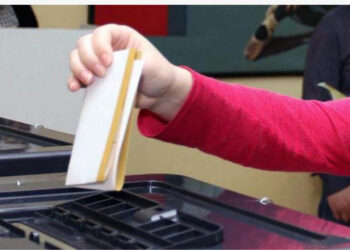 Zëri i Amerikës: Himara voton, të gjitha problematikat e një bashkie “të nxehtë” politikisht!