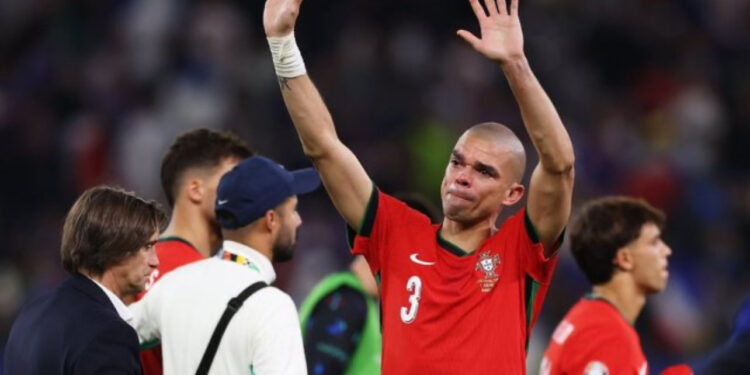 Zyrtare/ Pepe njofton tërheqjen nga futbolli