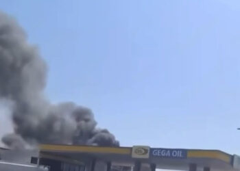 Shpërthen një autobot me karburant i “Gega-Oil” në autostradën Tiranë-Durrës