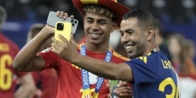 U plagos me thikë në një parkim në Barcelonë, reagon babai i Yamal: Tani jam mirë