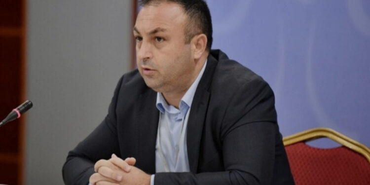 Arrestimi i Gazmir Preçit/ Ministri i Brendshëm: Policët që hiqen si padronë do të marrin ndëshkimin më të ashpër ligjor