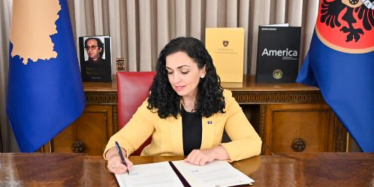 Presidentja Osmani shpall datën e zgjedhjeve parlamentare në Kosovë