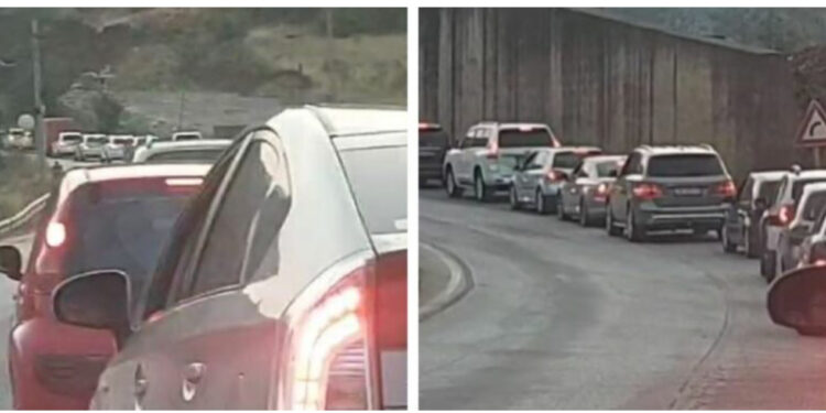 Trafik i rënduar dhe bllokime kilometrike në rrugën Librazhd-Elbasan