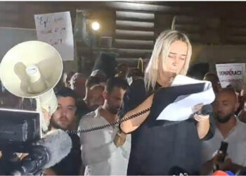 Protesta për Egli Progën/ Motra e tij: U vra nga katër barbarë, një u dorëzua dhe të tjerët po pinë raki