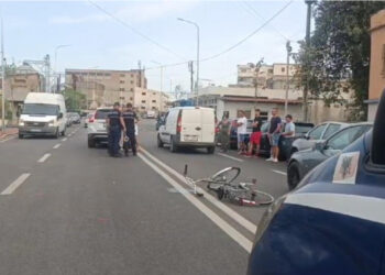 Lushnjë/ Aksident në Unazë, plagoset një burrë me biçikletë