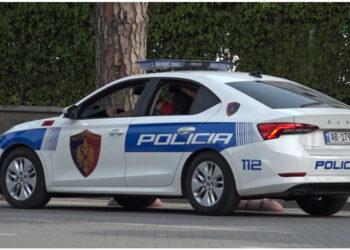 Mësuesi amerikan vrau gruan dhe qentë e më pas u vetëvar, ja çfarë i gjeti policia në banesë