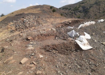 Gjendet vendbanimi ilir në Korçë, çfarë zbuluan arkeologët te Kalaja e Barçit