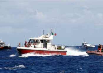 Pas fundosjes së jahteve/ Ekspertët: Mesdheu bëhet më i rrezikshëm