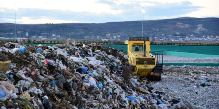 BIRN: Qeveria rikthen sërish importin e plehrave në Shqipëri