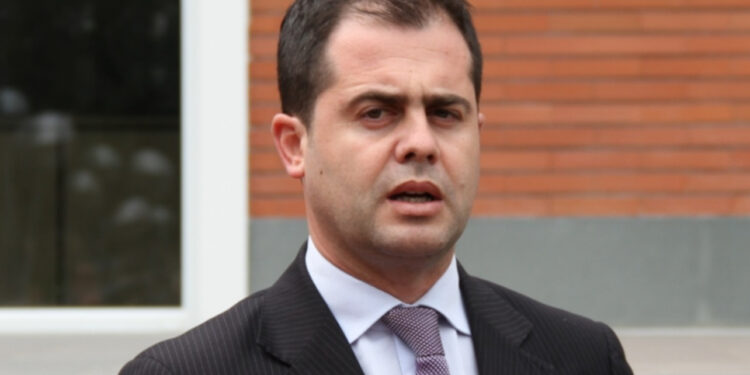 Oerd Bylykbashi: 100 kontenierë me mbetje toksike para turinjve të SPAK