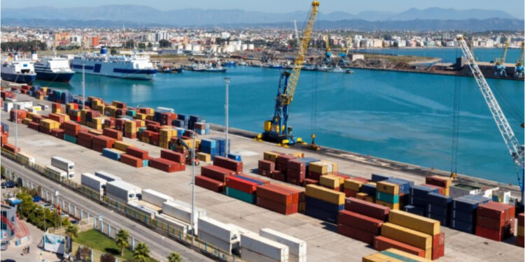 Ish-kreu i KLSH: Bandat e Durrësit kontrollojnë Portin e Durrësit