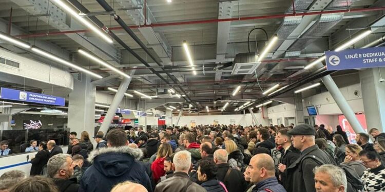 Sa do paguajnë shqiptarët/ BE taksë të re për udhëtarët që duan të hyjnë në hapësirën Schengen