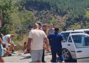 Aksident i rëndë në aksin Elbasan – Librazhd, përfundojnë në spital katër anëtarët e një familjeje