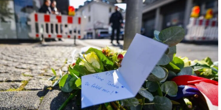 Shteti Islamik merr përgjegjësinë për sulmin me thikë në Gjermani