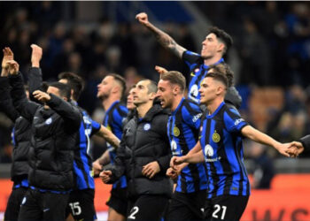 Serie A/ Parma “shtang” Milanin duke i shkaktuar humbjen e parë sezonale, Interi bën detyrën në San Siro