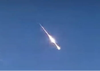 Fenomeni i çuditshëm mbi ishujt grek! Objekti i panjohur habit banorët