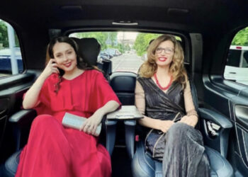 FOTO/ Elia Zaharia shfaqet e qeshur, shkëlqen me fustanin e kuq! Si duket aktorja pas divorcit me Princ Lekën!