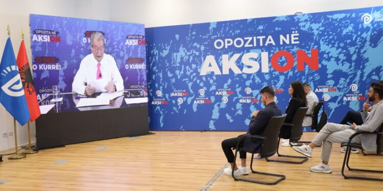 Ndarja nga jeta e ish-deputetit Gerti Bogdani/ Berisha: Lajm i zi, një humbje e madhe për PD-në, dhe një humbje e vërtetë për shoqërinë shqiptare