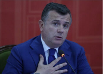 “Kujt i ka shkelur në kallo?!”- Taulant Balla drejtues për Diasporën, internim apo garanci?