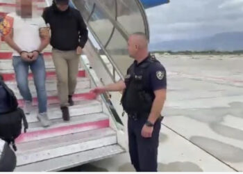 Vrau me armë dhe dogji trupin e një personi, ekstradohet nga Italia Agron Tufa