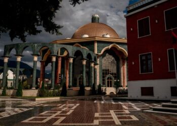 Mediat greke jehonë propozimit për krijimin e Shtetit Bektashi: Duan të krijojnë qendër për infiltrimin e myslimanëve në Ballkan