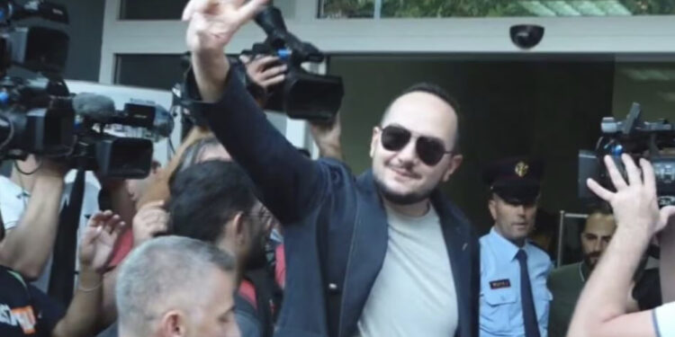 “Të shtyhet ekzekutimi i vendimit për dënimin me burg”/ Avokatët e Salianjit dorëzojnë kërkesën në Gjykatën e Tiranës, çfarë pritet të ndodhë të hënën