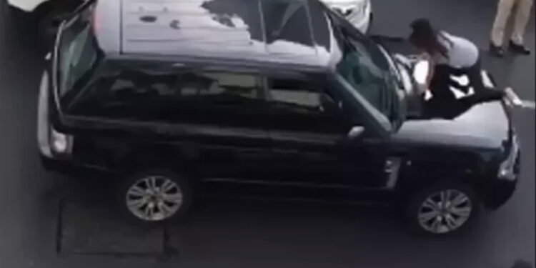 Sherr burrë e grua në Tiranë, thyhet xhami i makinës, policia arreston 37-vjeçarin